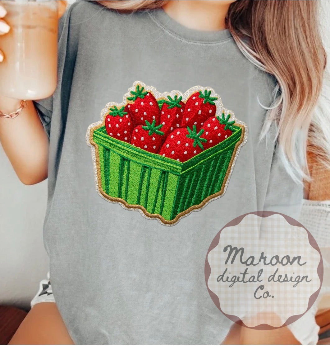 Green strawberry PNG